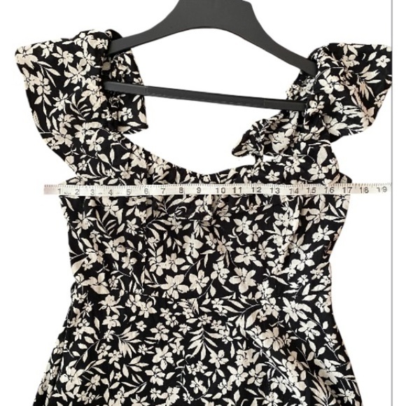 Old Navy Black and Cream Floral midi Dress with flutter sleeves cotton blend M - Picture 6 of 8